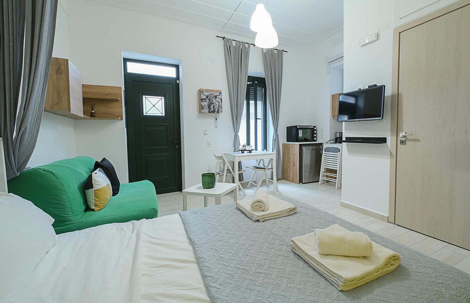Irene Apartment & Irene Studio - City Center Heraklion  Exterior photo